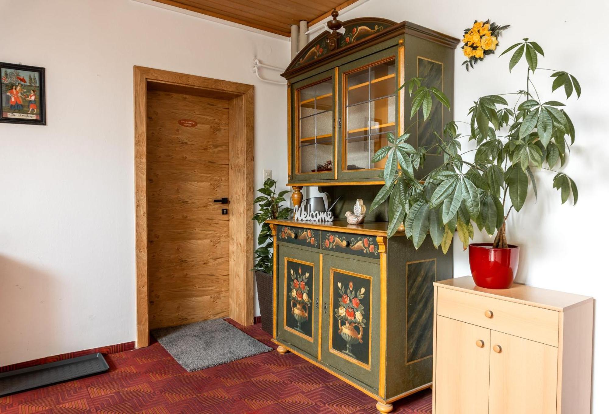 Ferienwohnung Gfoeller Dobriach Ngoại thất bức ảnh